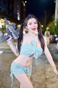 น้องสปายจุ้บ เน็ตไอดอล