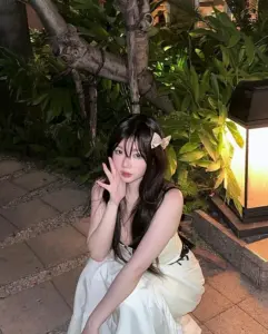 Aryminh เดรสสีขาวกลางคืน